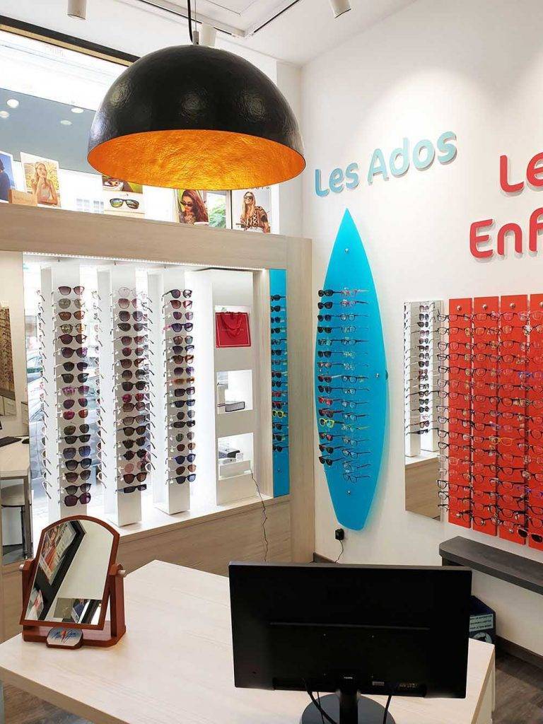 jcd-agencement-presentoir-lunettes-opticien