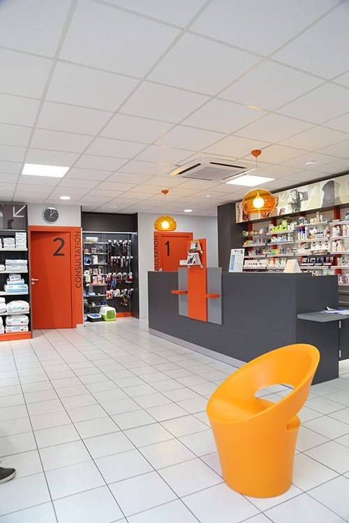 jcda-agencement-espace-d-accueil-clinique-veterinaire