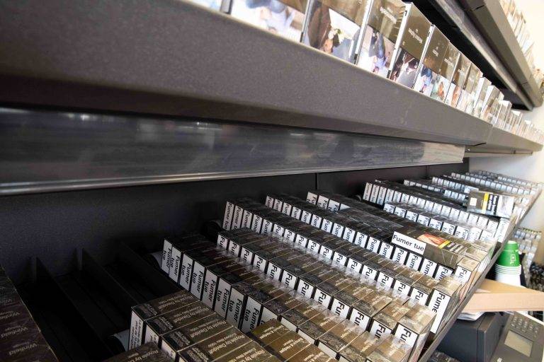 jcdagencement-rendu-bureau-tabac-metallique