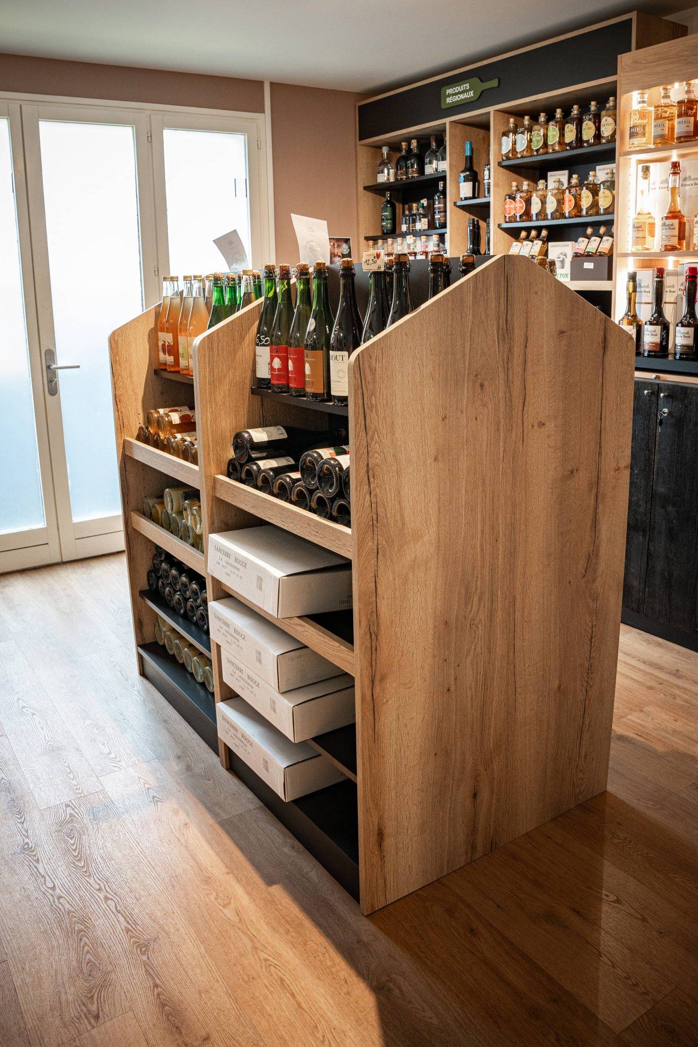 Gondole centrale bouteilles