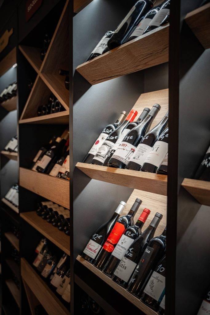 Presentoirs inclines vins